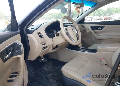 2015 Nissan Altima 2.5 S из США, поврежденный, VIN 1N4AL3AP6FN860706